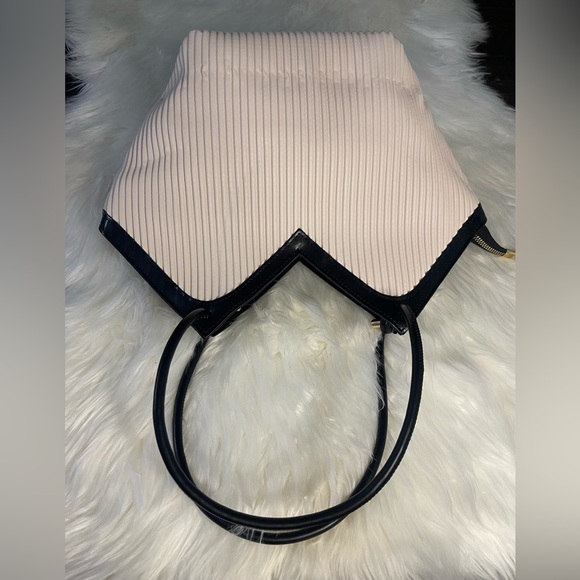 NEW Trendy Large Cream & Black Love Design Shoulder Tote Bag Purse - Picture 8 of 10